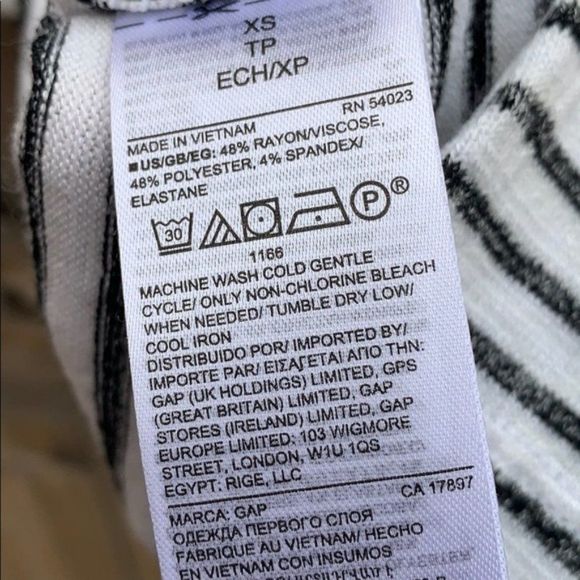 NWT Gap Short Sleeve Striped Turtleneck - Picture 5 of 5